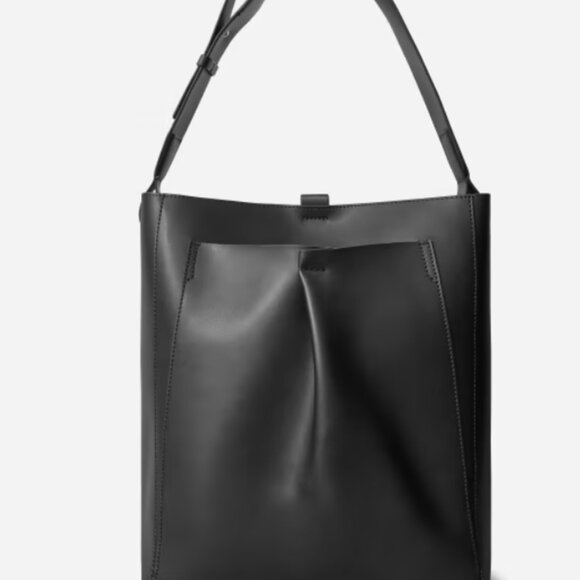 Everlane's Studio Bag - Picture 4 of 9